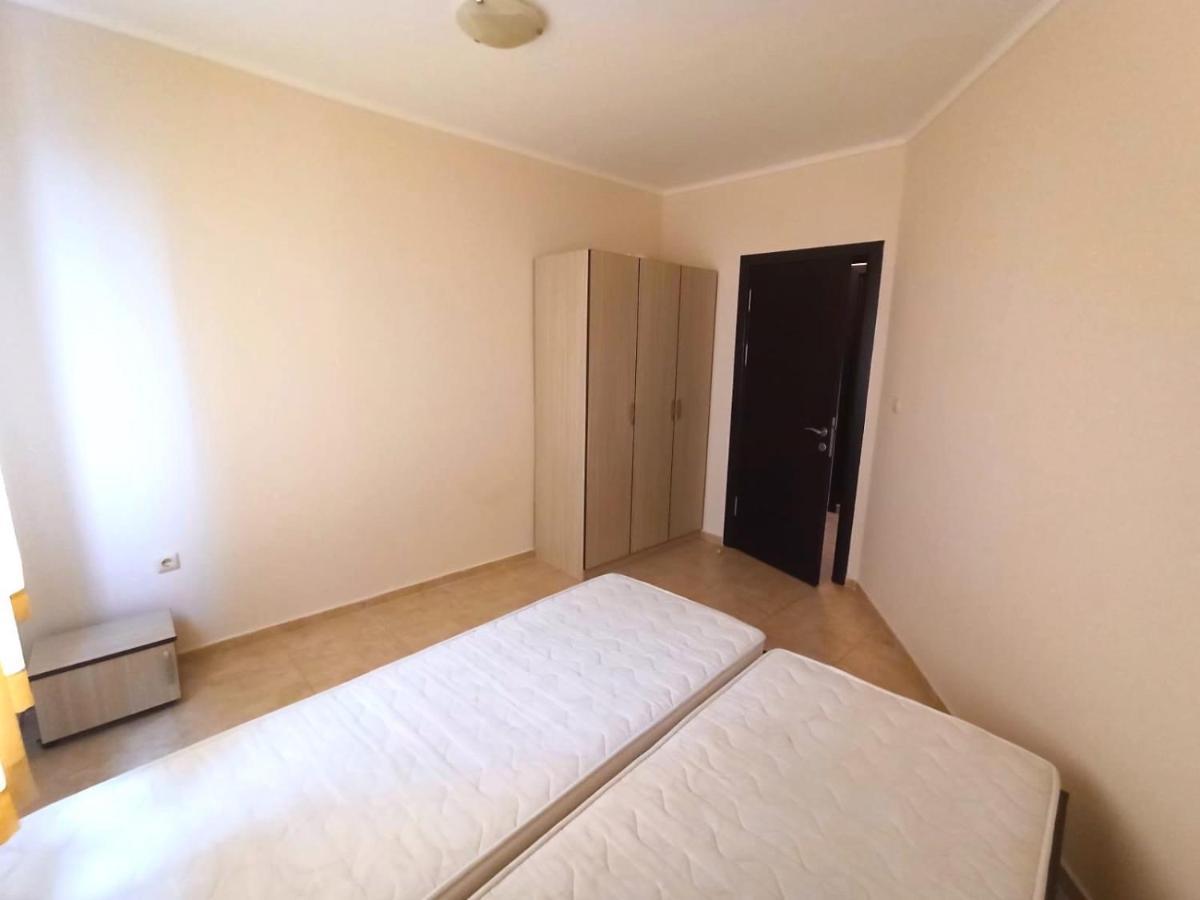 Private Apartments In Apolon ラヴダ エクステリア 写真